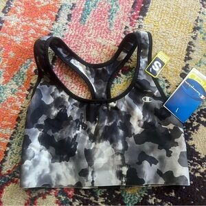 Champion Camouflage Sports Bra size S NWT